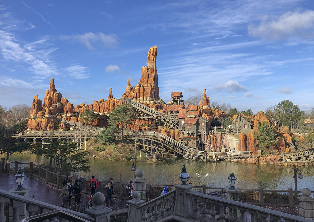 Disneyland Paris – Infinite Travelz